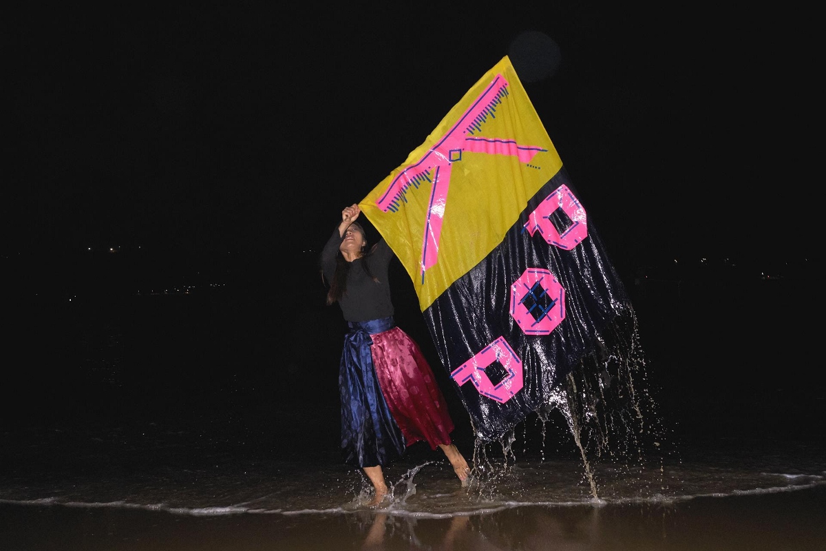 Filippo Minelli - Across the Border